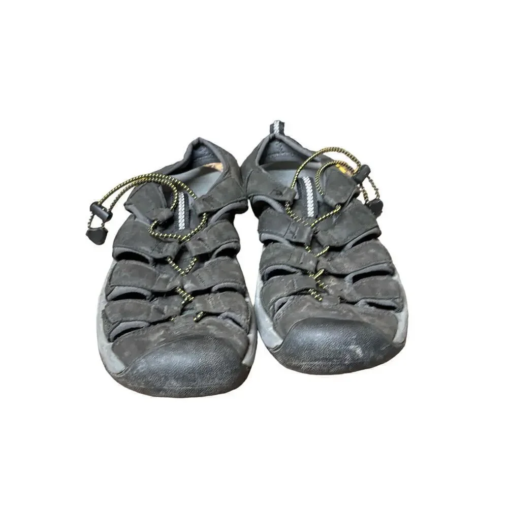 Keen Sandals Men’s size 8 hiking outdoor‎ black